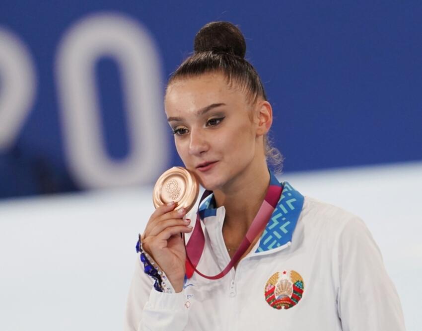 Автомобили сестер авериных