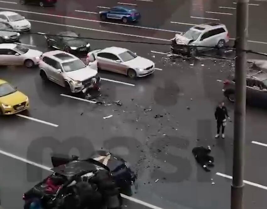 Кто погиб в дтп на кутузовском