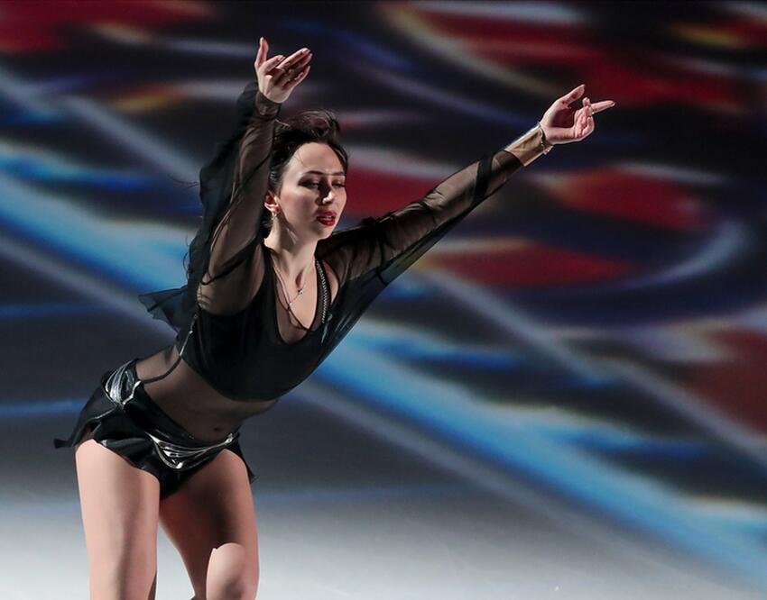 Камила валиева фигурное катание. Покажи как выступают. Камила валеева фигуристка. Покажи как выступают. Ариана гранде концерт.