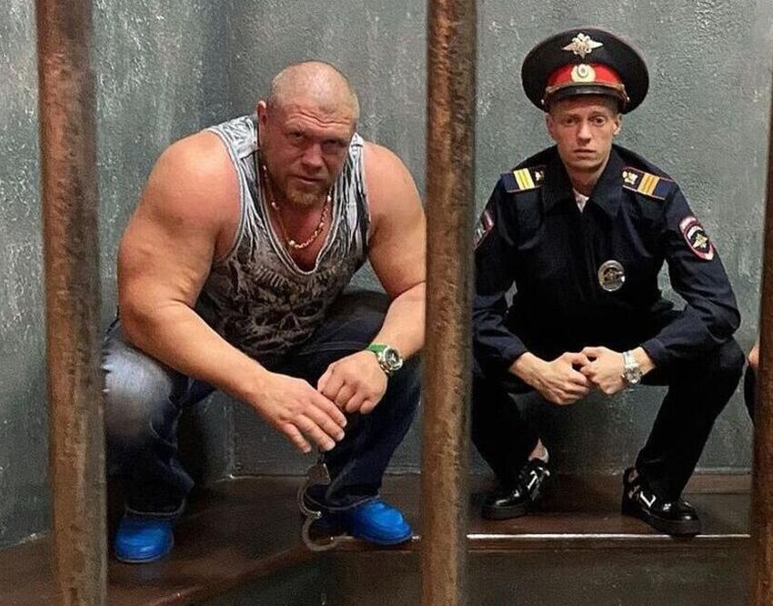 Боец ММА Новоселов