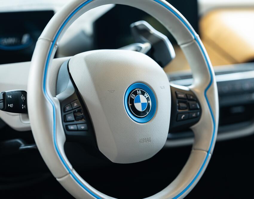 BMW цена для России за подогрев сидений и подогрев руля