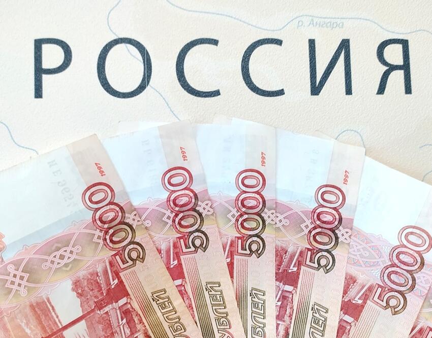 Госдума приняла решение часть россиян должна ежегодно получать по 21 850 и 34 679 рублей