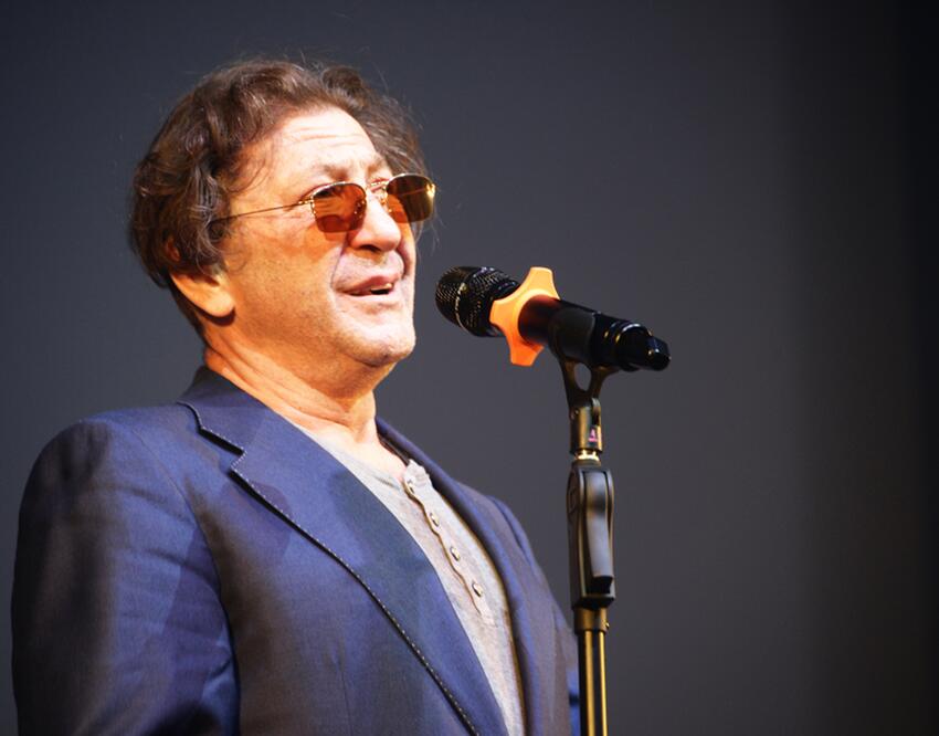 «Да и *** с ними»: Лепс выругался матом на одном из концертов в Барнауле