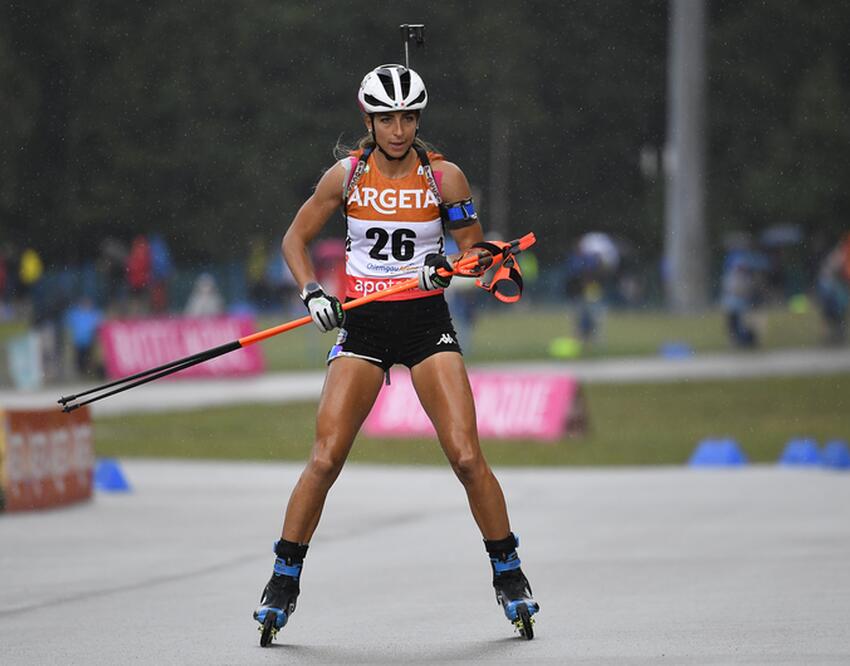 Габриела Соукалова фото с 7-го этапа Кубка мира по биатлону в Canmore, Canada - 