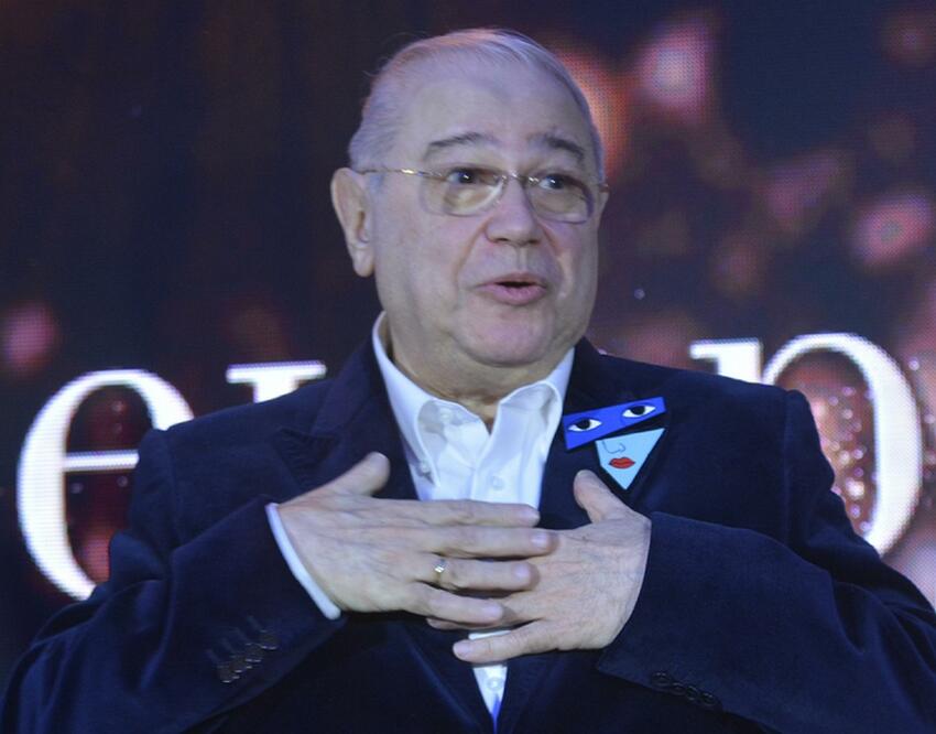 Не Петросян: стала известная настоящая фамилия юмориста