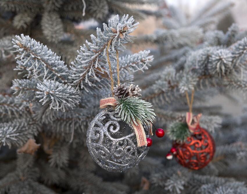 Сладости и головоломки: россиянам показали подарки к Новому году