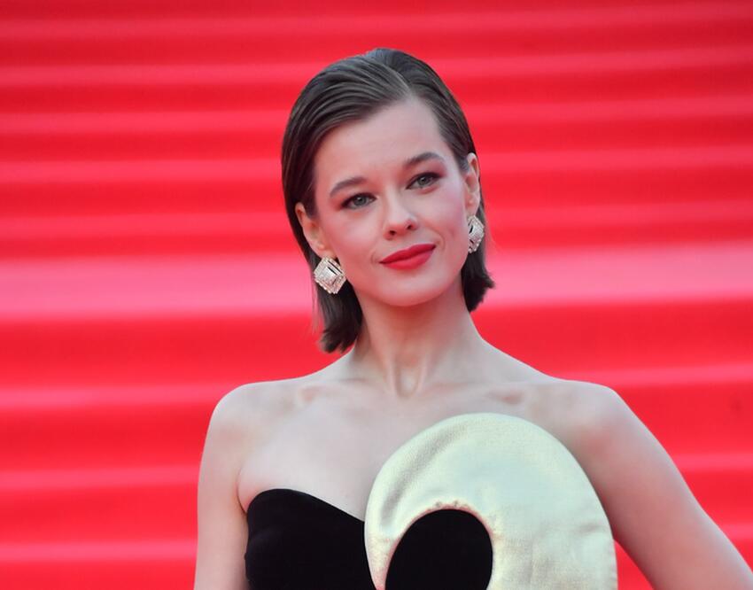 «Кате нужен вазелин». Актриса Шпица показала, чем занималась утром (видео)