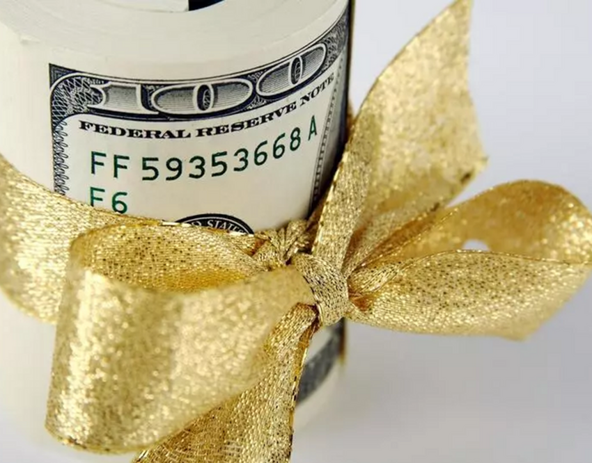 Магнит для денег: Тамара Глоба назвала главного богача ноября