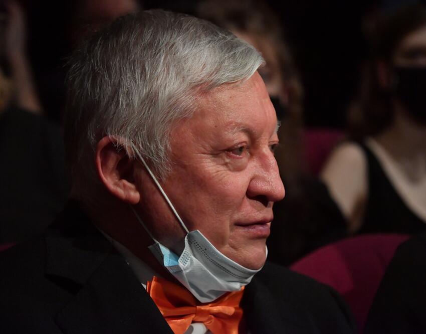 Жена Карпова раскрыла состояние супруга после госпитализации