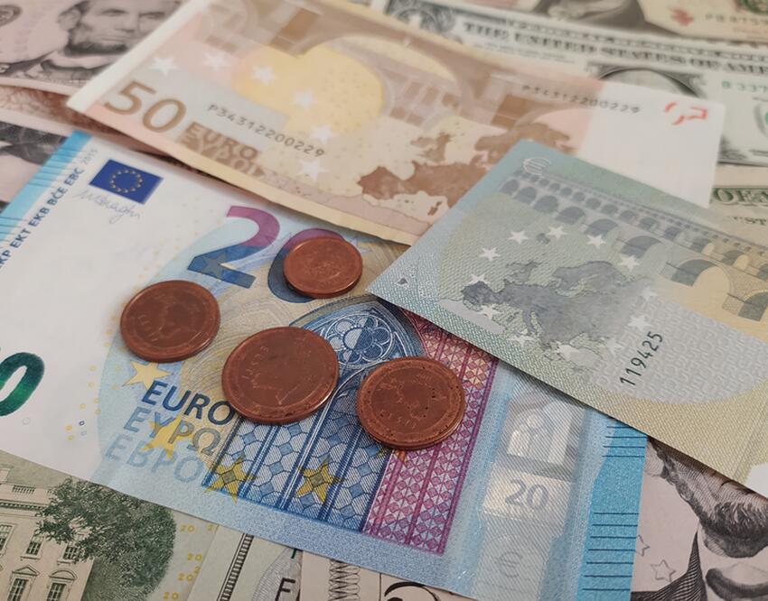 Найдут портфель с деньгами: назван знак зодиака, который не будет ...