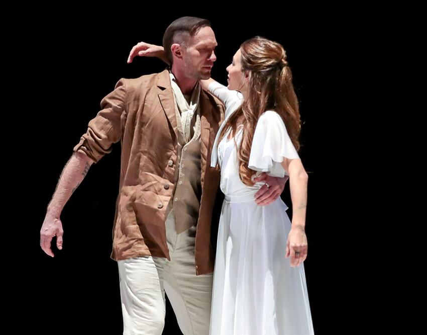 «Отвалите уже все от него и его семьи!»: Попова взорвалась на вопрос о ...