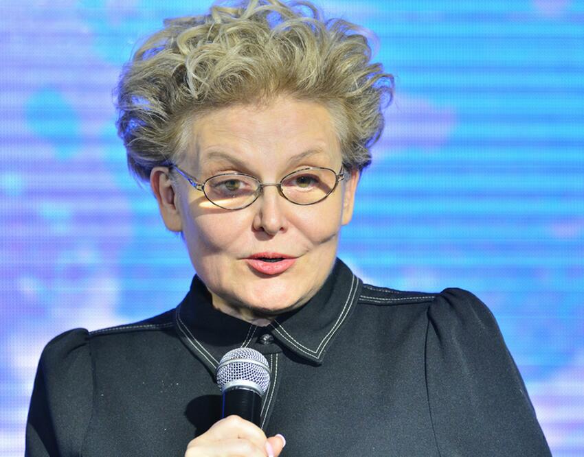 Волосы можно спасти: Малышева оценила средство борьбы с облысением у мужчин