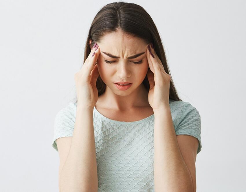 Как избавиться от головной боли без таблеток: советы врача