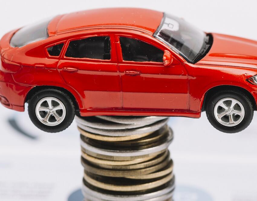 Как с помощью монетки почистить салон автомобиля