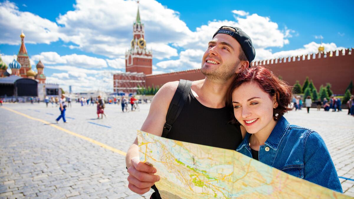 Подсказать рф. Иностранные туристы. Туристы в России.