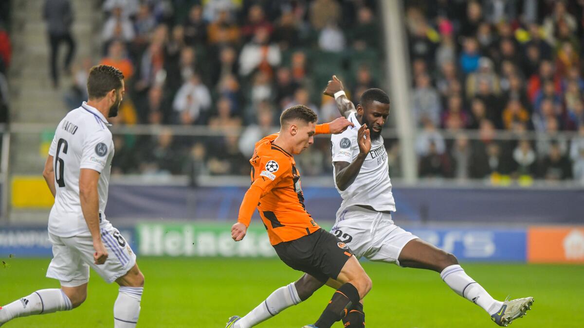 Шахтер р. Шахтер р. Real madrid vs shakhtar donetsk. Шахтер лига чемпионов 2022. Шахтер 2020.