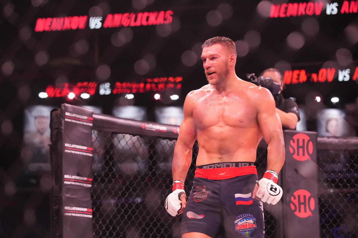 Немков вес. Немков Беллатор. Вадим Немков. Немков чемпион Bellator.