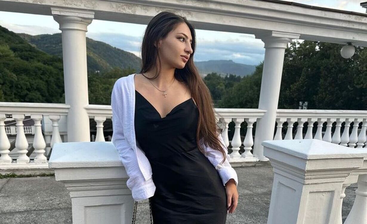 Грудь чуть не прорвала платье: грузинская девушка-боец Лиана Джоджуа порадовала фанатов новым фото