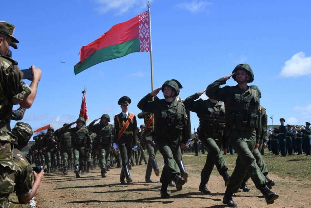 В Минспорта Белоруссии заявили, что все спортсмены должны служить в армии